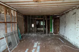 643 S 60th St, Philadelphia, PA 19143 - Photo 21