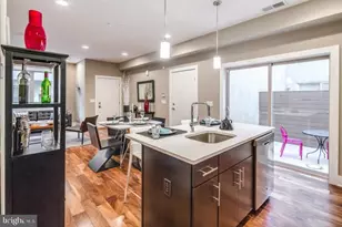 826 N 3rd St, Philadelphia, PA 19123 - Photo 3