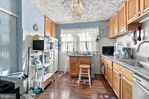 1041 Flanders Rd, Philadelphia, PA 19151 - Photo 7