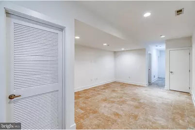412 N Front Street #15, Philadelphia, PA 19123 - Photo 29