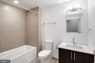 826 N 3rd St, Philadelphia, PA 19123 - Photo 11