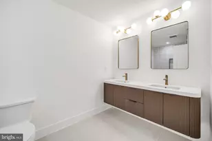 2368 E Norris Street E, Philadelphia, PA 19125 - Photo 7