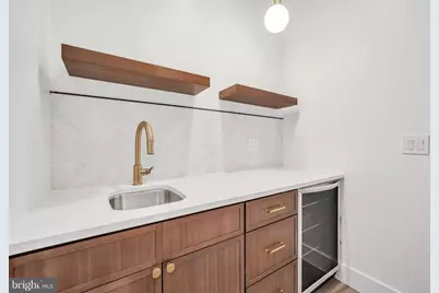 2368 E Norris Street E, Philadelphia, PA 19125 - Photo 5