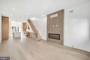 2368 E Norris Street E, Philadelphia, PA 19125 - Photo 21