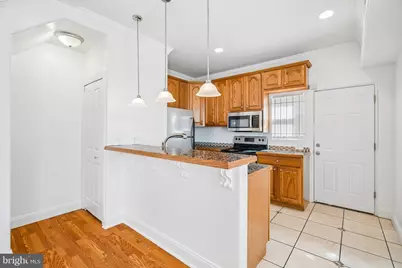 2137 N 10th Street, Philadelphia, PA 19122 - Photo 7