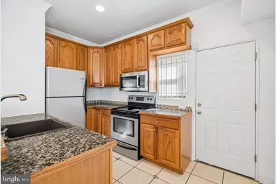 2137 N 10th Street, Philadelphia, PA 19122 - Photo 11