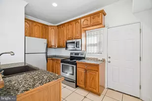 2137 N 10th St, Philadelphia, PA 19122 - Photo 11