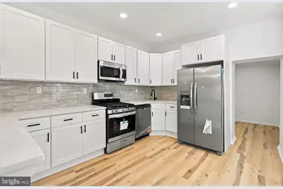 906 W Rockland Street, Philadelphia, PA 19141 - Photo 11