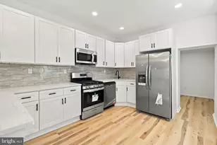 906 W Rockland St, Philadelphia, PA 19141 - Photo 11
