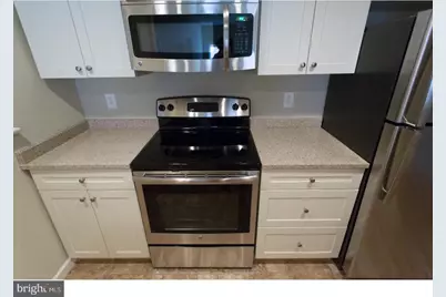 924 Pine Street #2R, Philadelphia, PA 19107 - Photo 5