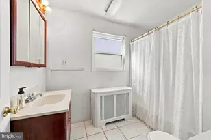 2208 S Darien St, Philadelphia, PA 19148 - Photo 9
