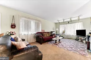 9335 Banes St, Philadelphia, PA 19115 - Photo 5