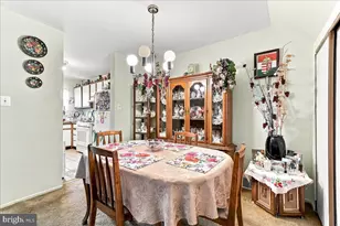 9335 Banes St, Philadelphia, PA 19115 - Photo 9