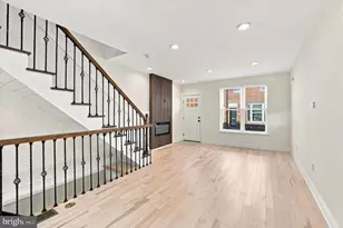 2437 S Reese St, Philadelphia, PA 19148 - Photo 3