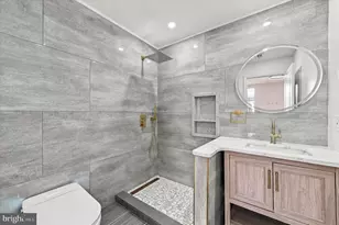 2437 S Reese St, Philadelphia, PA 19148 - Photo 13