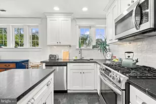 3459 W Penn St, Philadelphia, PA 19129 - Photo 11