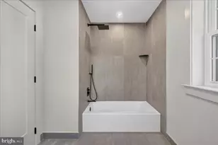 13060 Proctor Rd, Philadelphia, PA 19116 - Photo 33