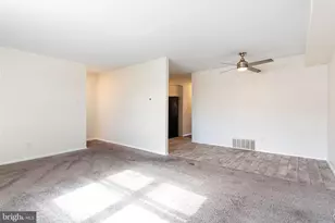 585 Allengrove St, Philadelphia, PA 19120 - Photo 13