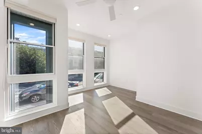 662 N 13th Street, Philadelphia, PA 19123 - Photo 39