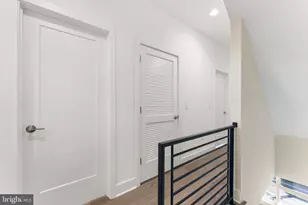 662 N 13th St, Philadelphia, PA 19123 - Photo 27