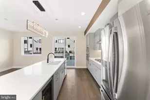 662 N 13th St, Philadelphia, PA 19123 - Photo 11
