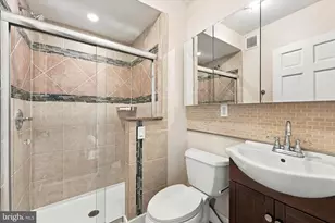 1233 S 15th St, Philadelphia, PA 19146 - Photo 19