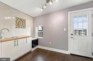 1233 S 15th St, Philadelphia, PA 19146 - Photo 15
