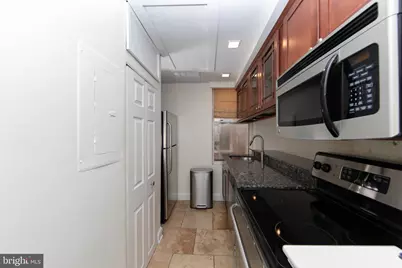 1704 Wallace Street #202, Philadelphia, PA 19130 - Photo 7