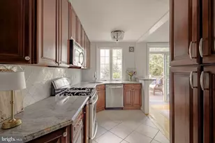 8047 Winston Rd, Philadelphia, PA 19118 - Photo 11