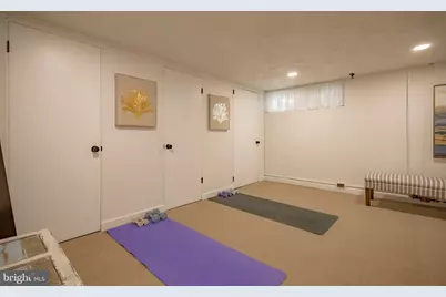 8047 Winston Road, Philadelphia, PA 19118 - Photo 21