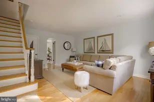 8047 Winston Rd, Philadelphia, PA 19118 - Photo 3