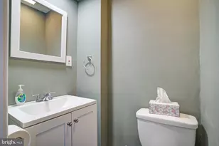 2331 E Hazzard St, Philadelphia, PA 19125 - Photo 19
