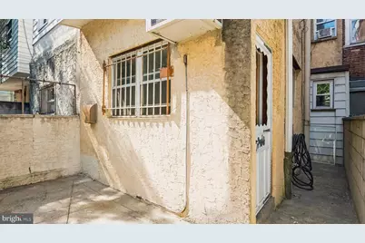 2141 S Hicks Street, Philadelphia, PA 19145 - Photo 15