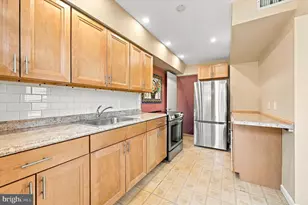 1537 N 11th St, Philadelphia, PA 19122 - Photo 7