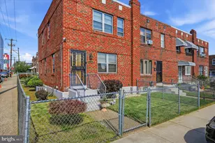 1537 N 11th St, Philadelphia, PA 19122 - Photo 1