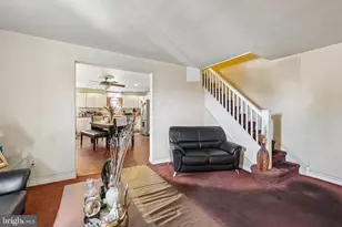6651 Dorel St, Philadelphia, PA 19142 - Photo 5