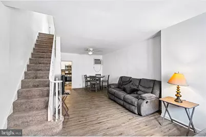 2647 S Bouvier Street, Philadelphia, PA 19145 - Photo 5