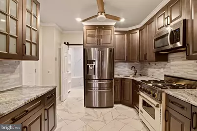 2442 S Lawrence Street, Philadelphia, PA 19148 - Photo 7