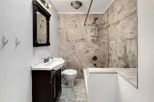 1409 E Weaver St, Philadelphia, PA 19150 - Photo 9