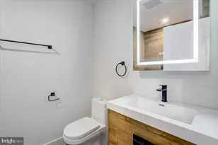 1843 Mountain St, Philadelphia, PA 19145 - Photo 13