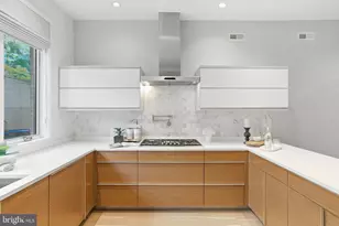 204 W Laurel St, Philadelphia, PA 19123 - Photo 7