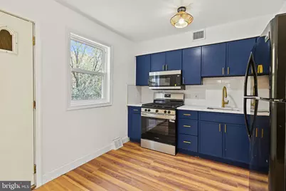 2106 N Camac Street, Philadelphia, PA 19122 - Photo 1