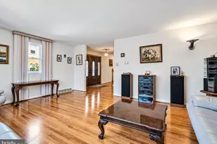 421 Selma St, Philadelphia, PA 19116 - Photo 5
