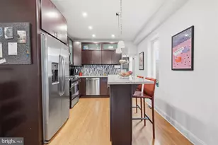 2233 Bainbridge St, Philadelphia, PA 19146 - Photo 9
