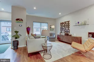 7014 Pipers Glen Wy, Philadelphia, PA 19119 - Photo 5
