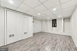 2951 S 15th St, Philadelphia, PA 19145 - Photo 11