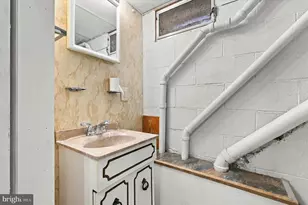 2951 S 15th St, Philadelphia, PA 19145 - Photo 13