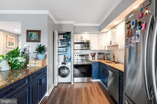 200 Lombard St, Philadelphia, PA 19147 - Photo 9