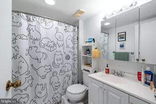 200 Lombard St, Philadelphia, PA 19147 - Photo 17