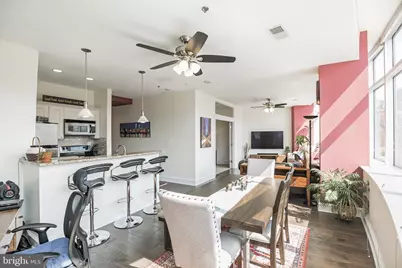 201 N 8th Street #405, Philadelphia, PA 19106 - Photo 9